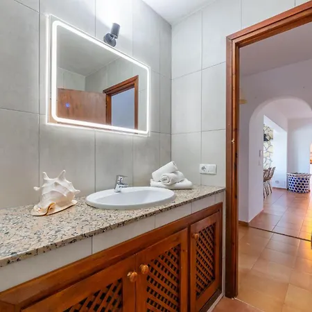 بيت للعطل Bonaire, Up To 8+2 With Pool & Views *