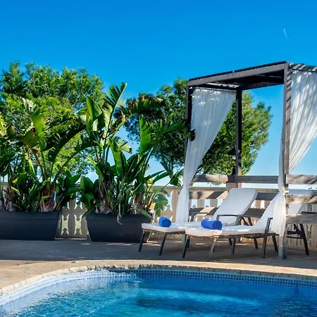 Bonaire, Up To 8+2 With Pool & Views Feriehus